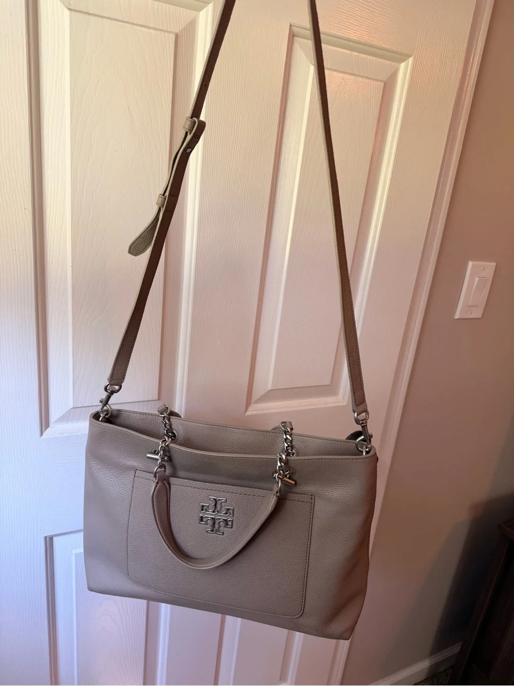 Tory Burch Pebbled Leather Tote in Light Gray